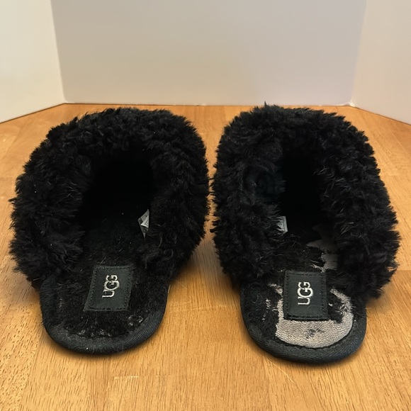 UGG Scuffette II valentine black white heart 10 - Picture 3 of 8